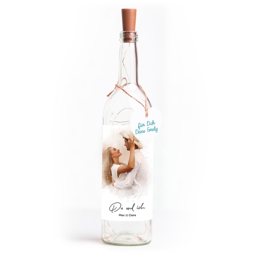 Deko-Glasflasche Nr. 8 "Aquarell" als personalisiertes Geschenk mit deinem eigenem Foto inkl. Lichterkette | Fotogeschenk | inkl. Batterien