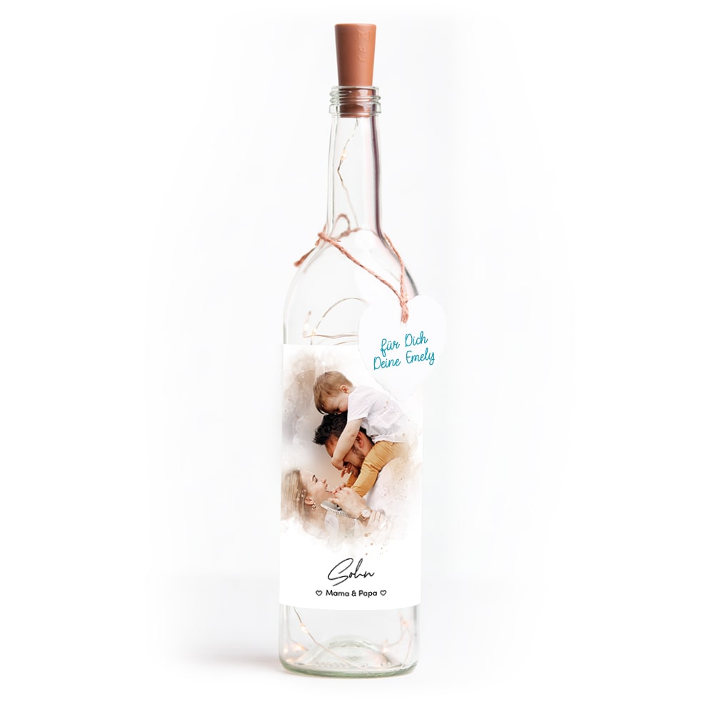 Deko-Glasflasche Nr. 8 "Aquarell" als personalisiertes Geschenk mit deinem eigenem Foto inkl. Lichterkette | Fotogeschenk | inkl. Batterien