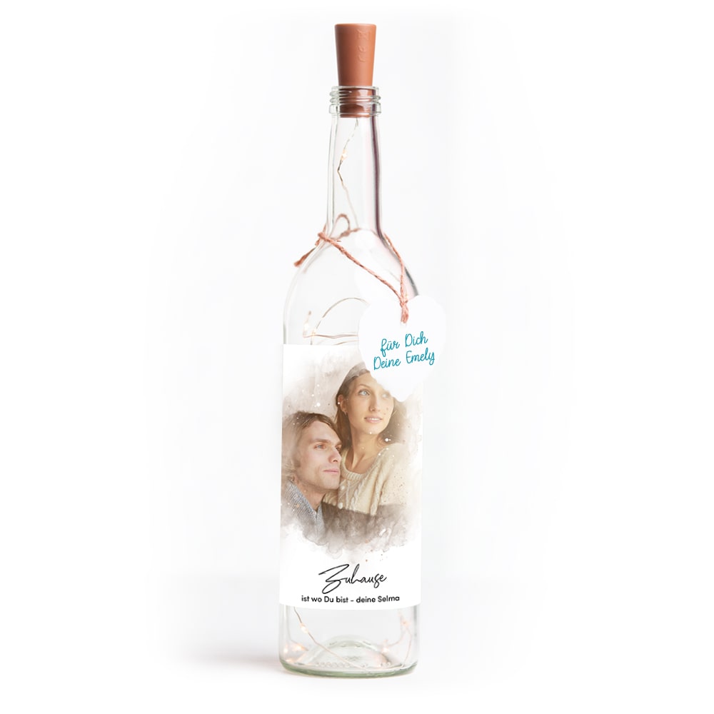 Deko-Glasflasche Nr. 8 "Aquarell" als personalisiertes Geschenk mit deinem eigenem Foto inkl. Lichterkette | Fotogeschenk | inkl. Batterien