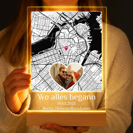 Personalisierte LED-Lampe aus Acrylglas "Wo alles begann #9" | Deine Stadt - Deine Karte - Deine Liebe